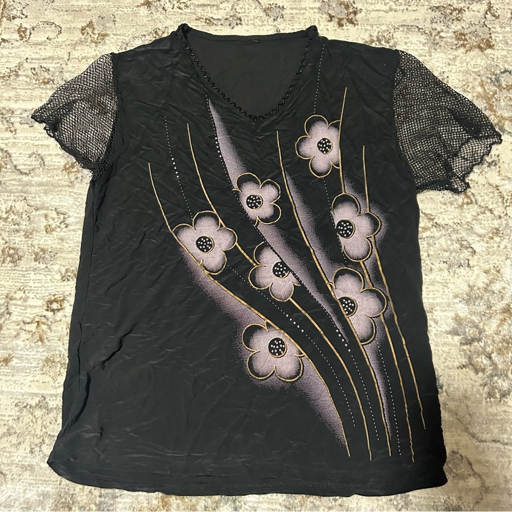 Fishnet Sleeved T-shirt with Floral print